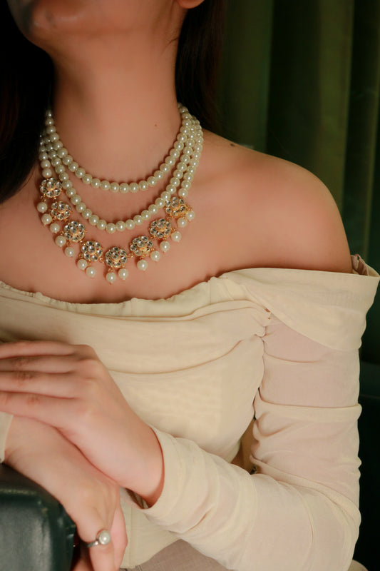 Amara Kundan Pearl Necklace