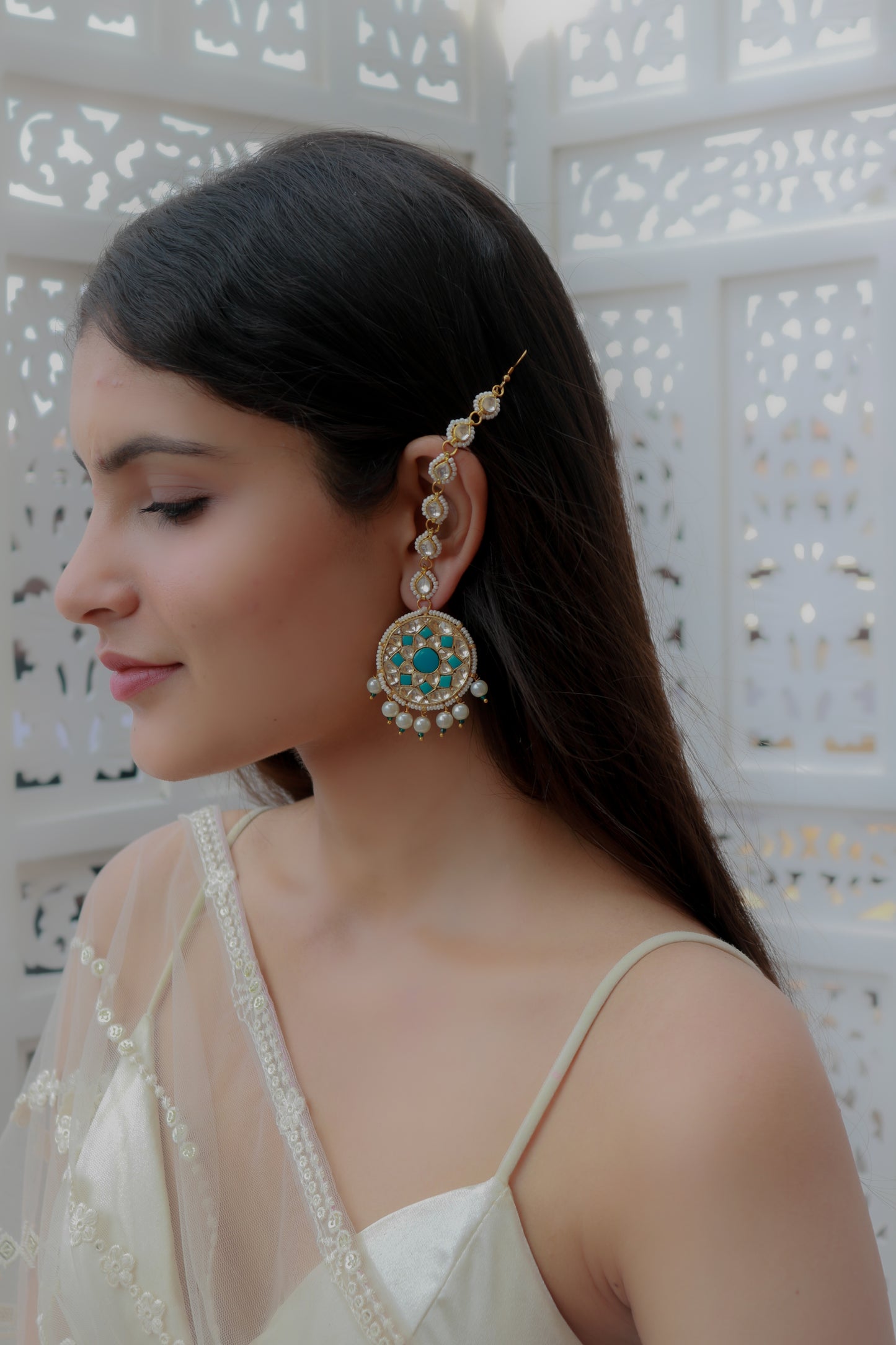 Gaurangi Kundan Earrings