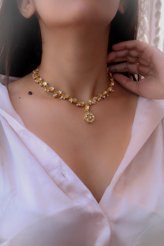 Daniella Floral Kundan Necklace