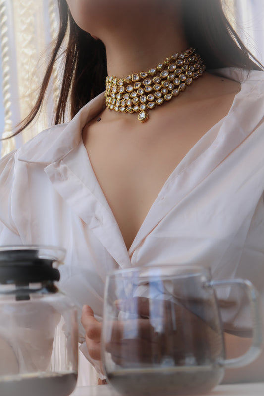 Aveen Kundan Choker Necklace