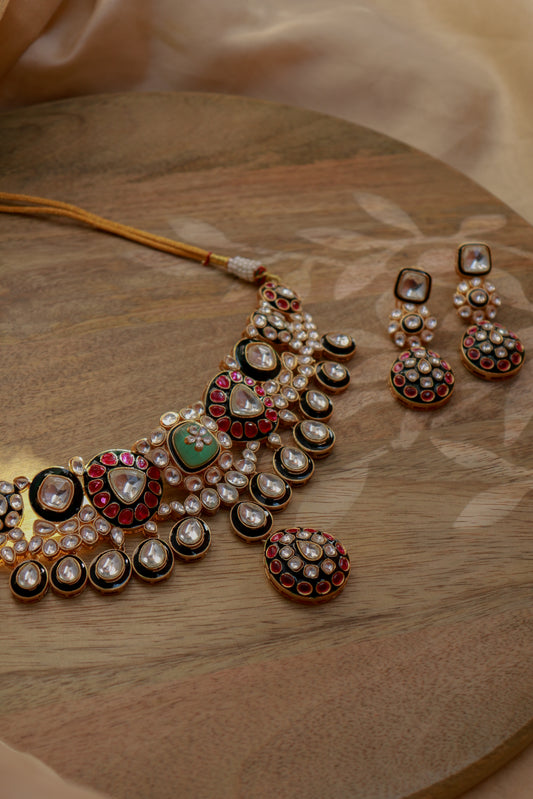 Murraya Kundan Necklace Set