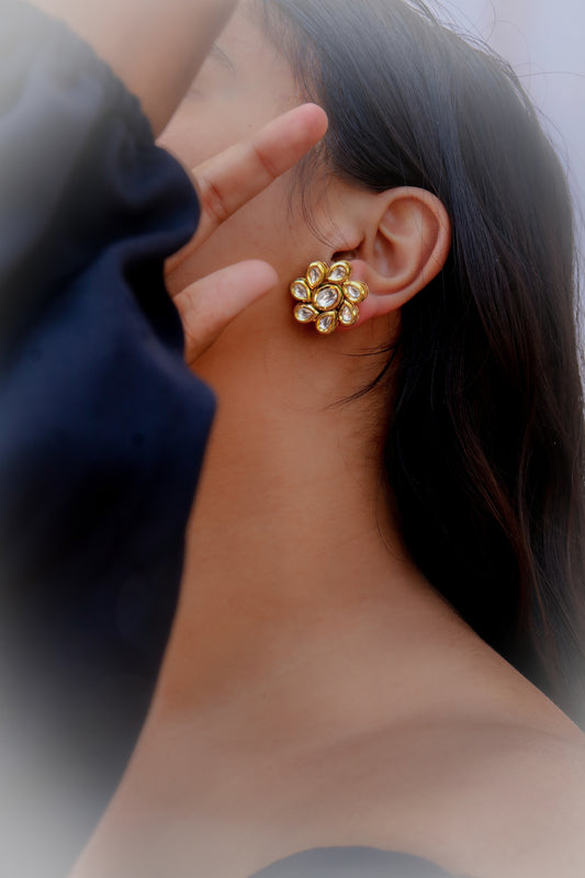 Shaina Kundan Studs