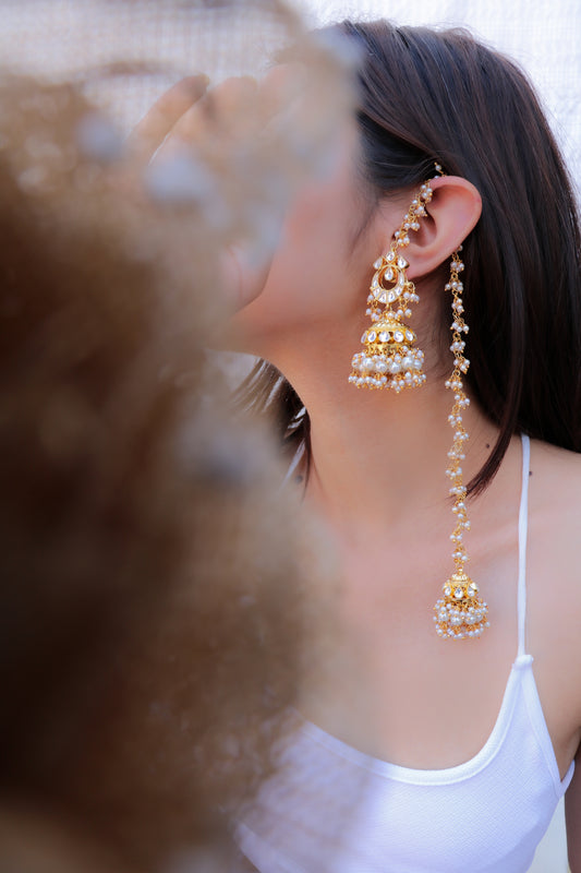 Hoor Kundan Jhumka Earrings With Ear Chain