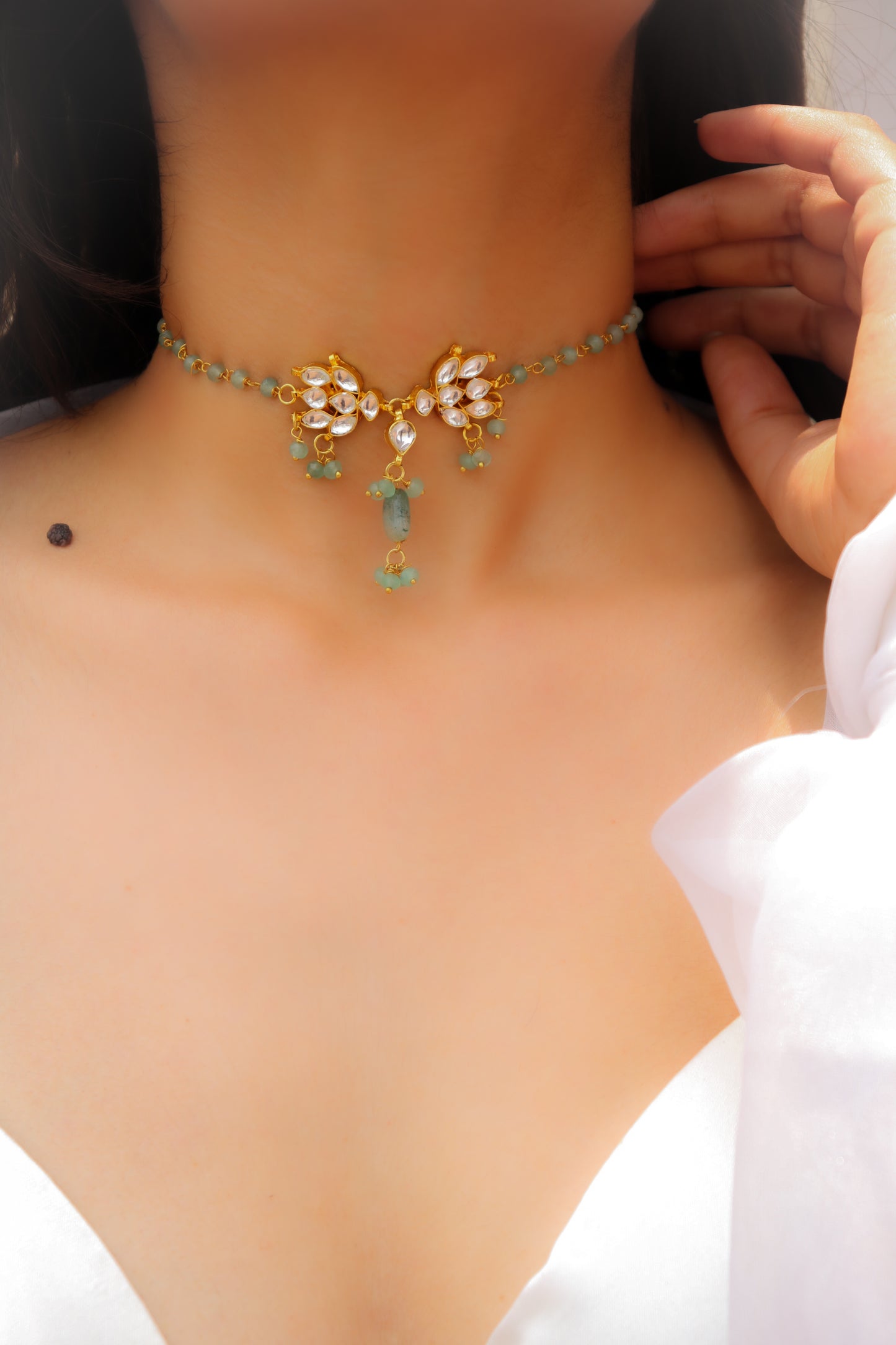 Agara Mint Kundan Choker Necklace