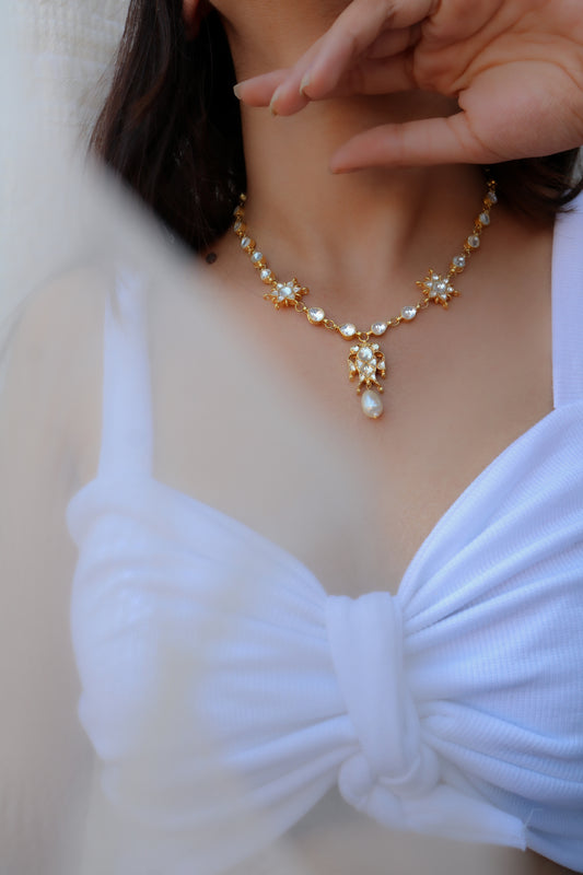 Suhana Kundan Necklace