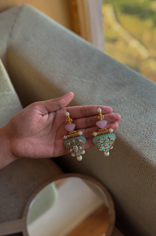 Saisha Mint Earrings