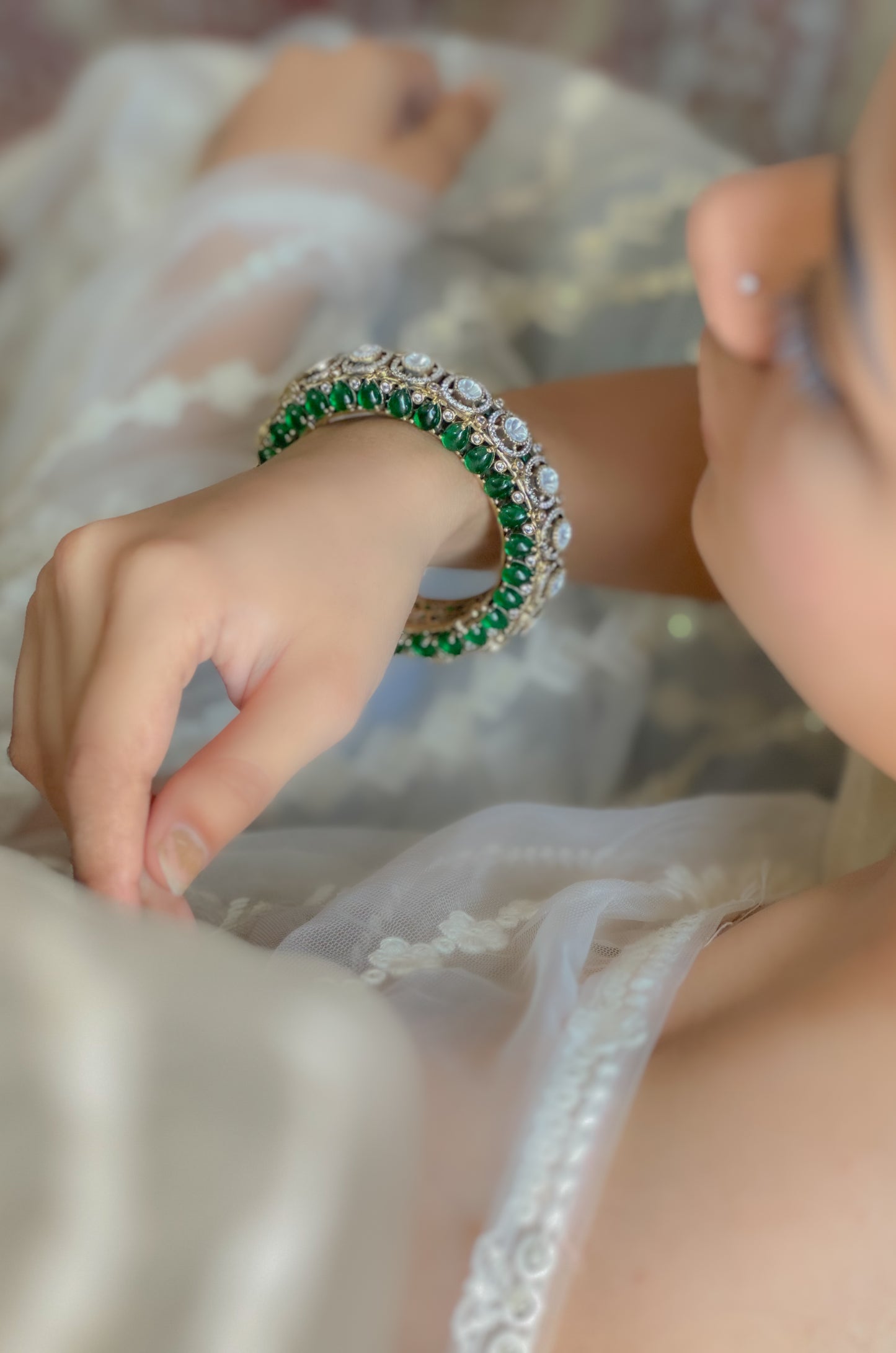 Snowdrop Polki Bangle