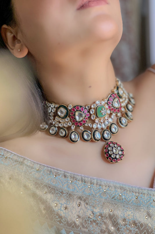 Murraya Kundan Necklace Set