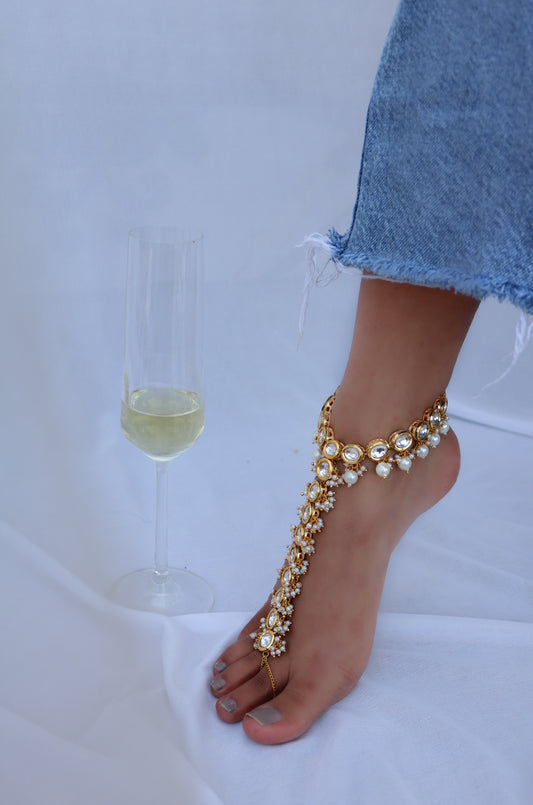 Basira Kundan Pearls Anklet-Pair of 2