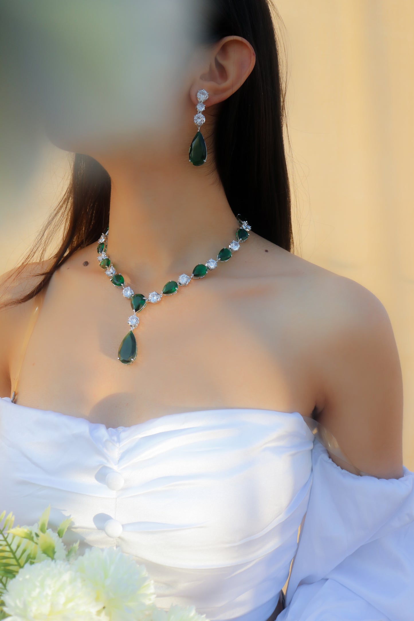 Ozeh Green Necklace Set